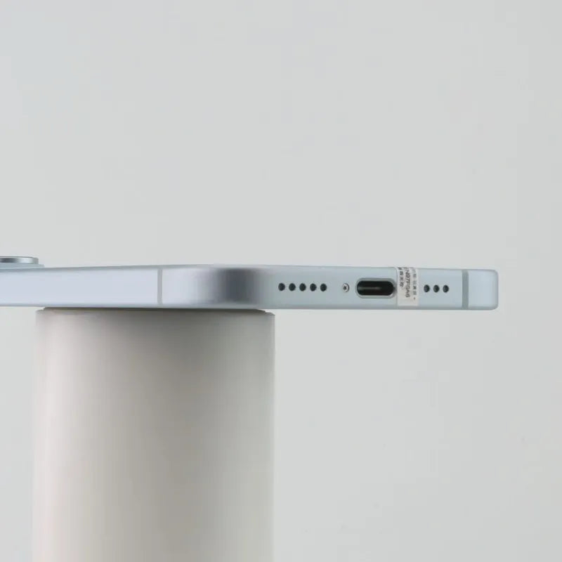 Apple iPhone 15  128 Go  État : S (occasion d'origine) - Double dédouanement et hors taxes
