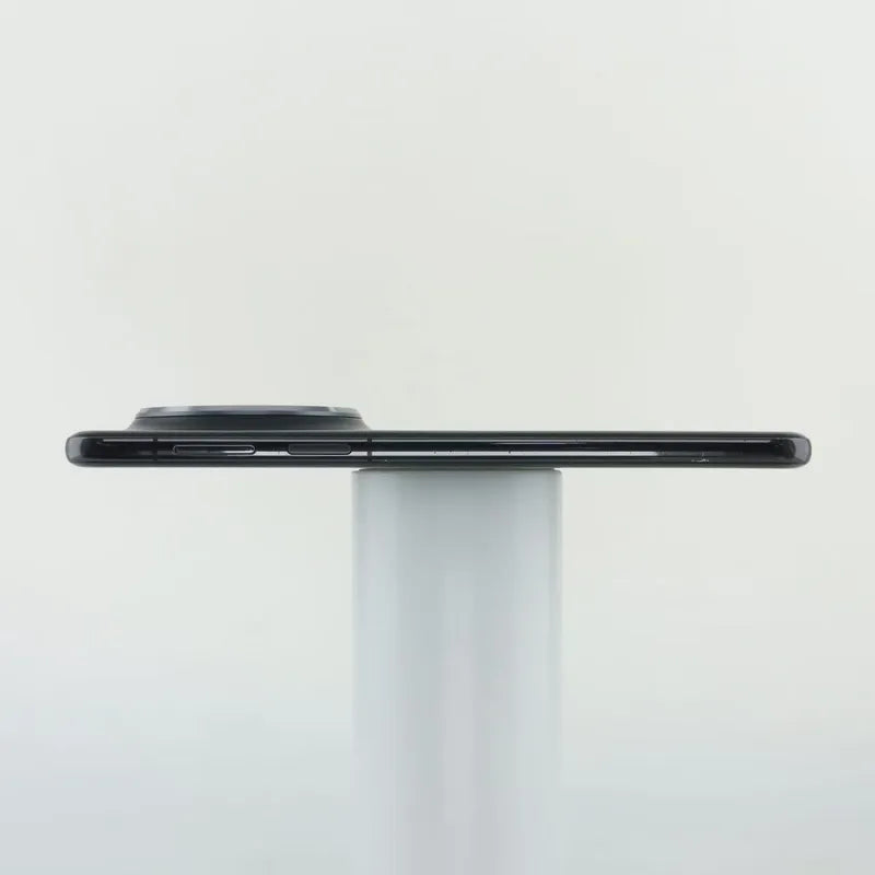 Huawei Mate 70 Pro 12 Go + 256 Go Qualité : B (Original d'occasion) - Double dédouanement et hors taxes