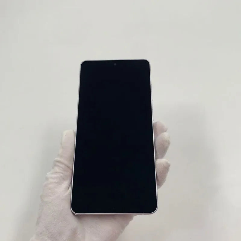 Samsung S26 Ultra 12 Go + 512 Go État : A (occasion d'origine) - Double effacement et hors taxes