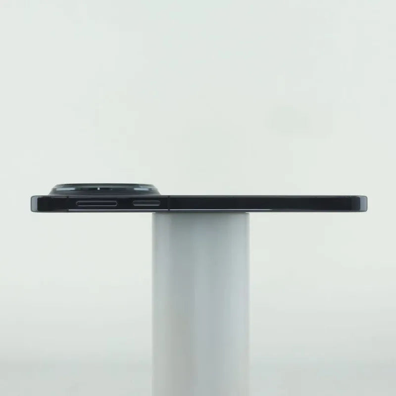 Huawei Mate 70 Pro 12 Go + 256 Go Qualité : B (Original d'occasion) - Double dédouanement et hors taxes