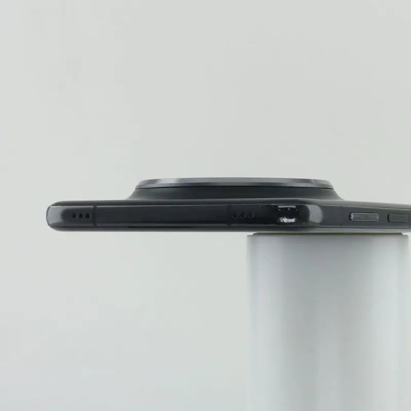 Huawei Mate 70 Pro 12 Go + 256 Go Qualité : B (Original d'occasion) - Double dédouanement et hors taxes