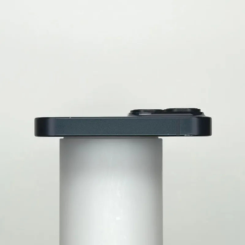 Apple iPhone 14 128 Go — Qualité : B (Occasion d'origine) — Double effacement et hors taxes