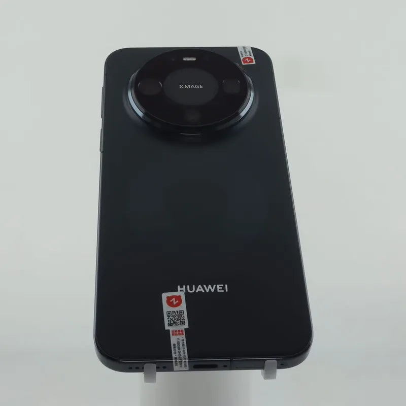 Huawei Mate 70 Pro 12 Go + 256 Go Qualité : B (Original d'occasion) - Double dédouanement et hors taxes